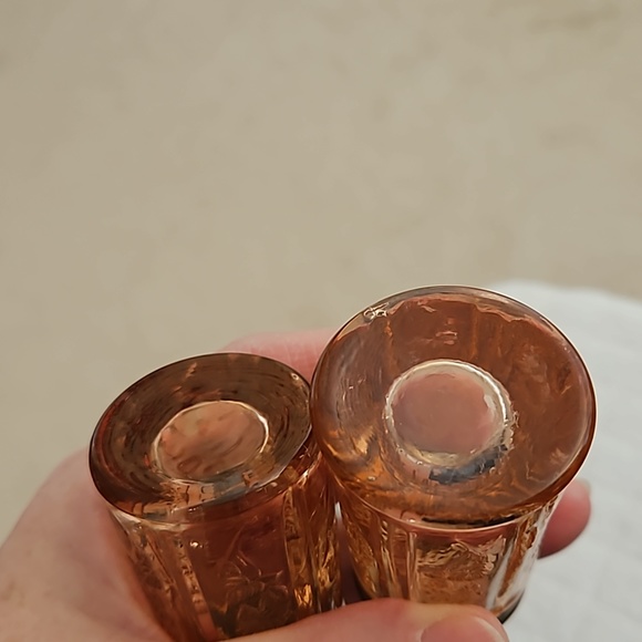 Sharon Cabbage Rose 2 sets of Salt and Pepper Shakers Depression Glass - Picture 10 of 12